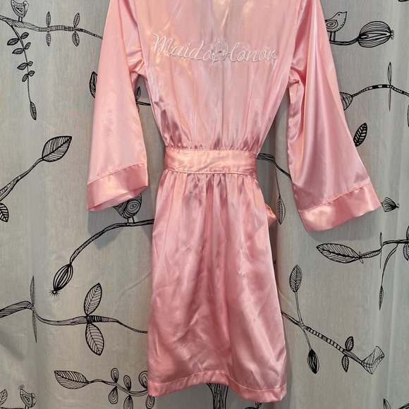 Maid of Honor Robe - SOLD! - Picture 3 of 4